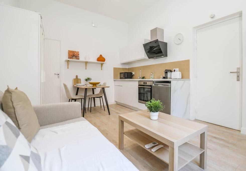 Апартаменты Le Cosy - Studio De Charme Марсель Экстерьер фото